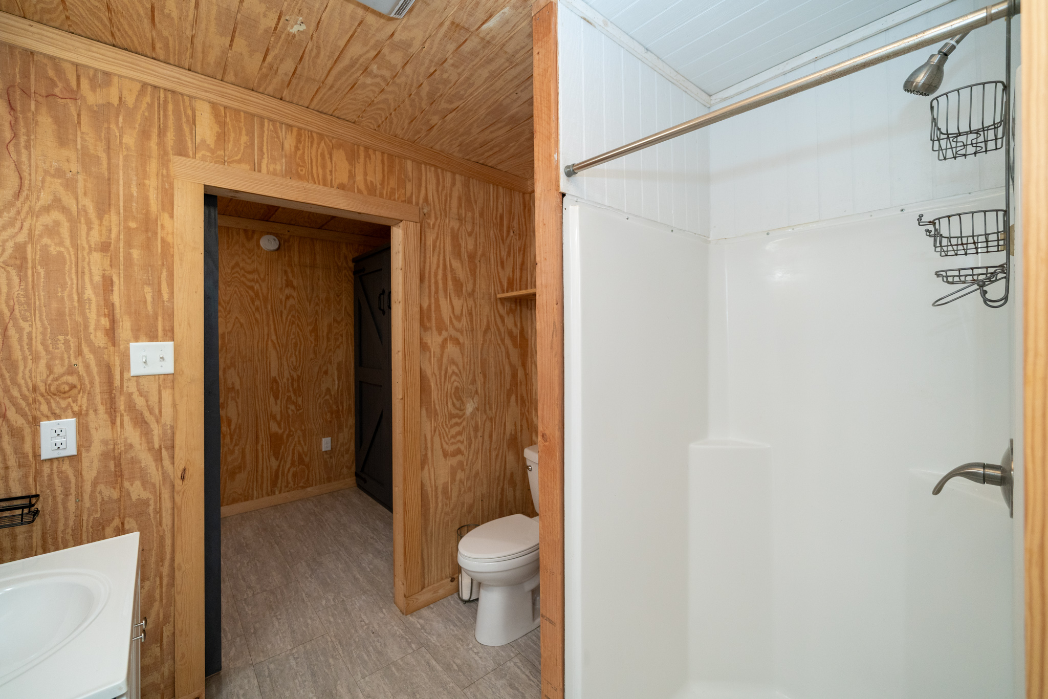 Jacksonville, Texas, 75766, United States, 3 Bedrooms Bedrooms, ,2 BathroomsBathrooms,Residential,For Sale,2012358