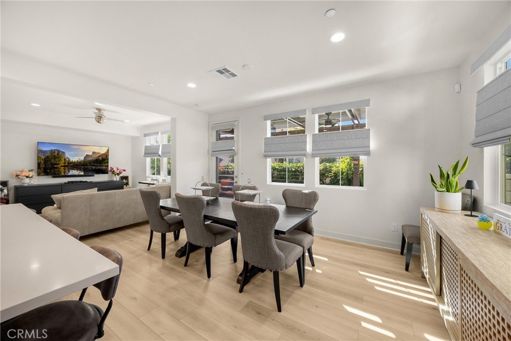 Upland, California, 91784, United States, 3 Bedrooms Bedrooms, ,3 BathroomsBathrooms,Residential,For Sale,1988637