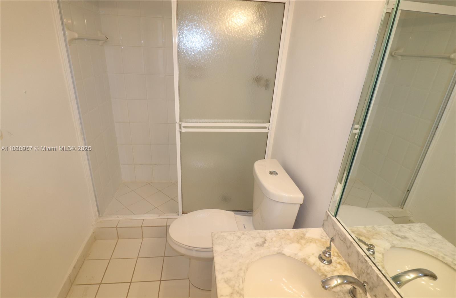 Miami Beach, Florida, 33140, United States, 2 Bedrooms Bedrooms, ,2 BathroomsBathrooms,Residential,For Sale,1890923