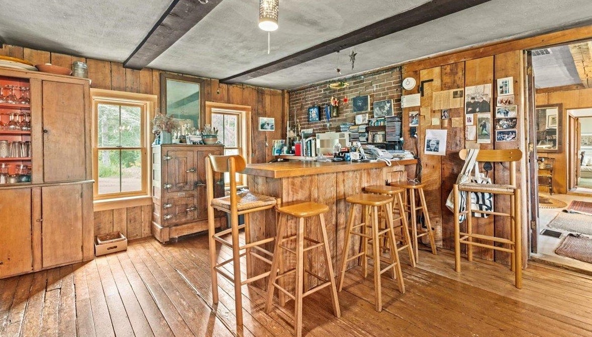 Morristown, Vermont, 05661, United States, 9 Bedrooms Bedrooms, ,4 BathroomsBathrooms,Residential,For Sale,1896052