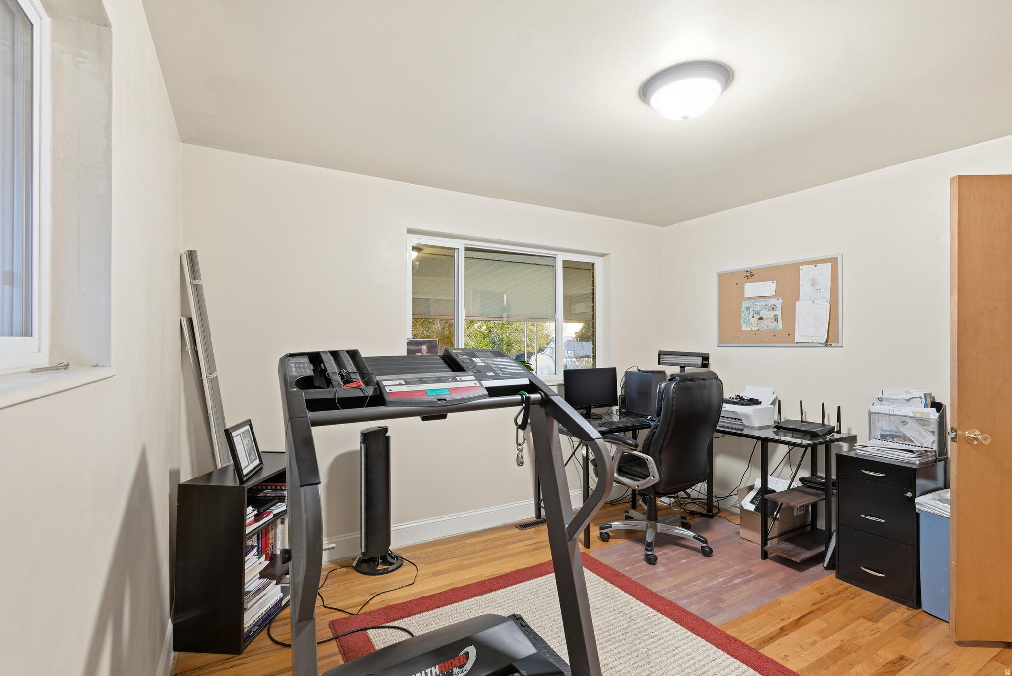 Clearfield, Utah, 84015, United States, 6 Bedrooms Bedrooms, ,2 BathroomsBathrooms,Residential,For Sale,1992038