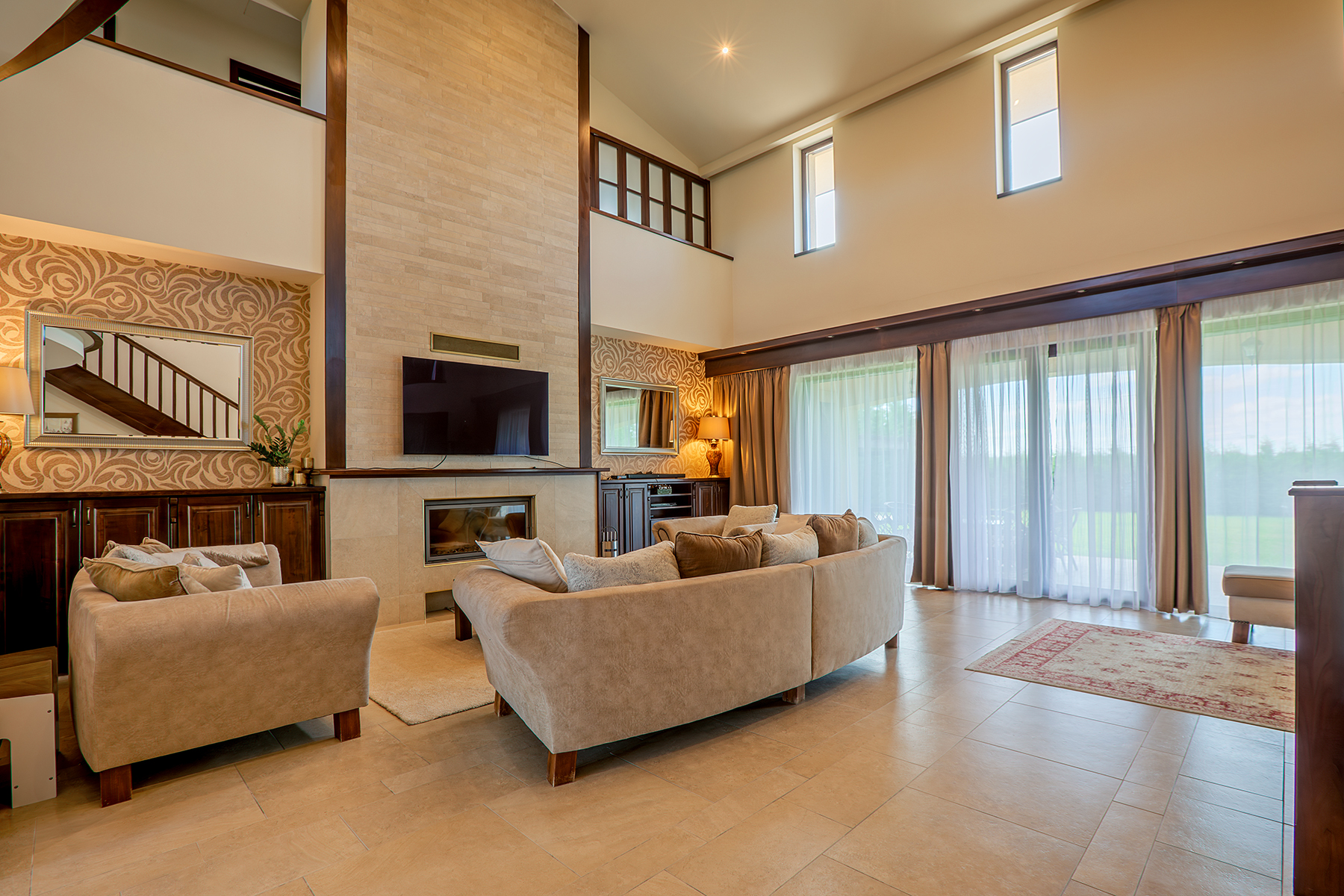  Exceptional waterfront family residence on Lake Velence - 物件實景