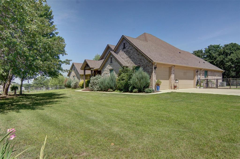 Poolville, Texas, 76487, United States, 4 Bedrooms Bedrooms, ,3 BathroomsBathrooms,Residential,For Sale,2049309