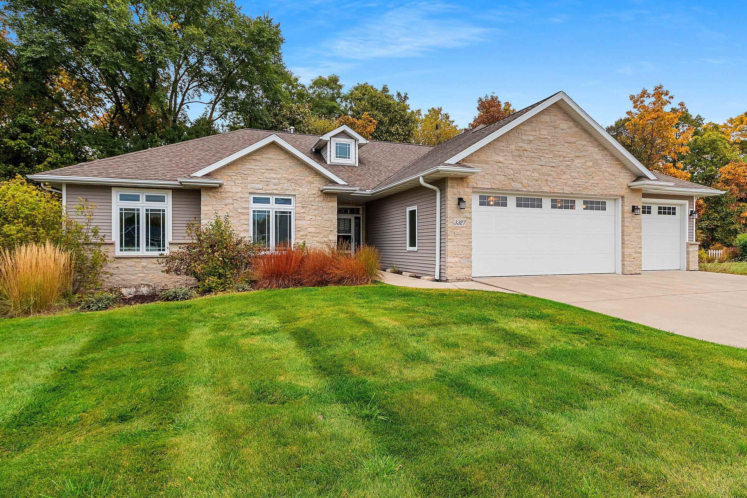 GREEN BAY, Wisconsin, 54311, United States, 3 Bedrooms Bedrooms, ,3 BathroomsBathrooms,Residential,For Sale,1997411