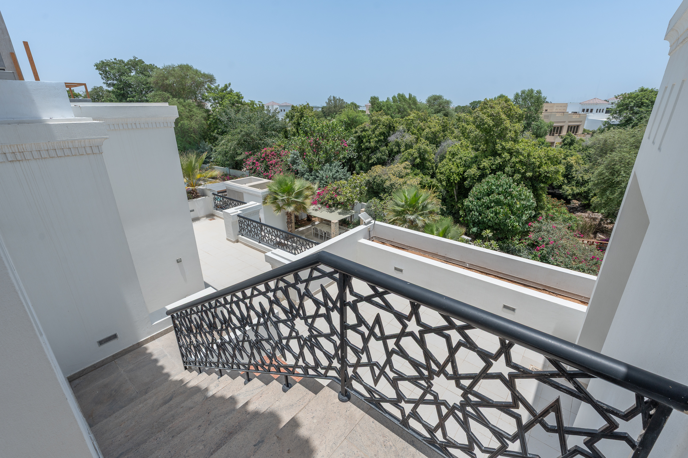  Opulent Corner Villa in Al Barari - 物件實景