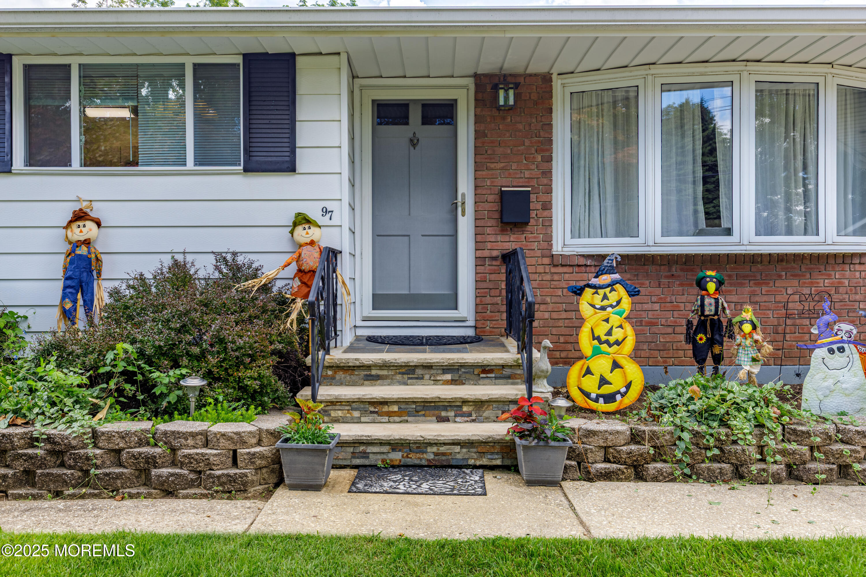 Freehold, New Jersey, 07728, United States, 3 Bedrooms Bedrooms, ,1 BathroomBathrooms,Residential,For Sale,1939212