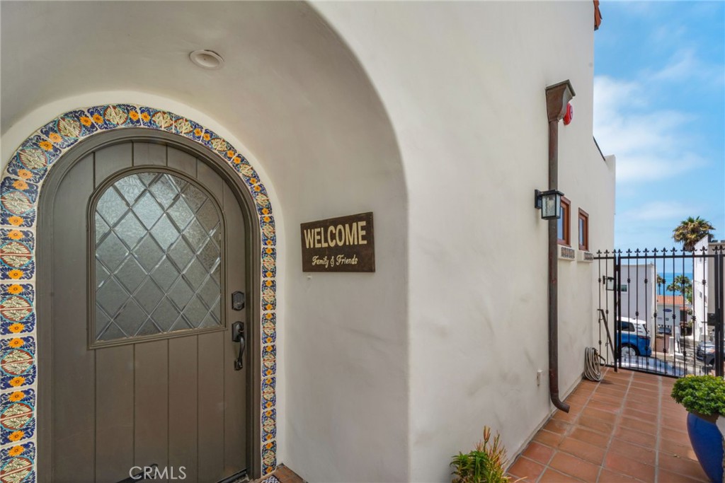 San Clemente, California, 92672, United States, 2 Bedrooms Bedrooms, ,3 BathroomsBathrooms,Residential,For Sale,1927203