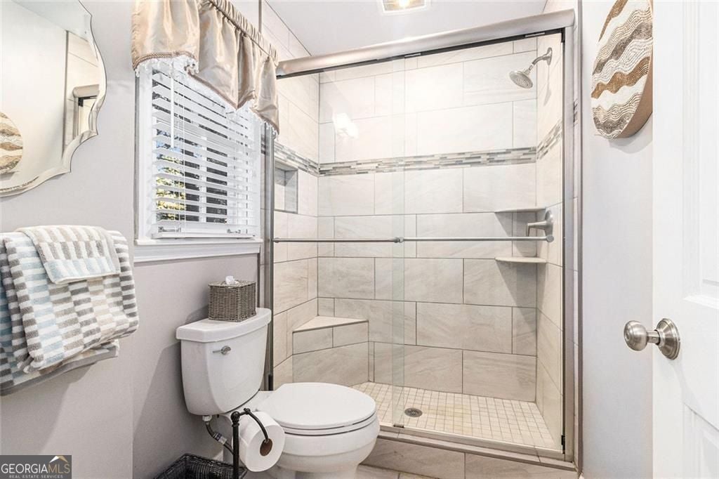 Roswell, Georgia, 30076, United States, 4 Bedrooms Bedrooms, ,3 BathroomsBathrooms,Residential,For Sale,1992516