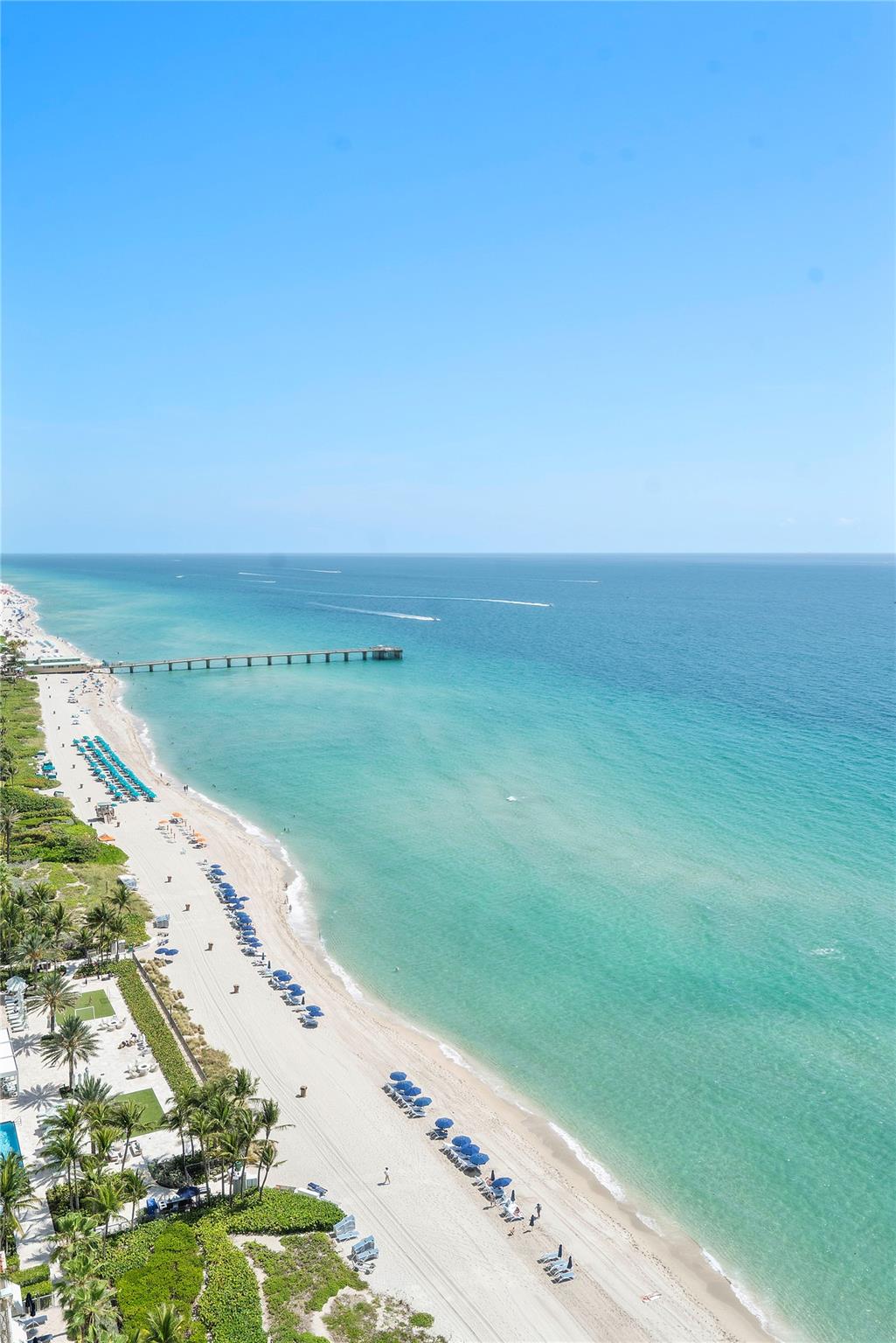 Sunny Isles Beach, Florida, 33160, United States, 3 Bedrooms Bedrooms, ,4 BathroomsBathrooms,Residential,For Sale,1824063