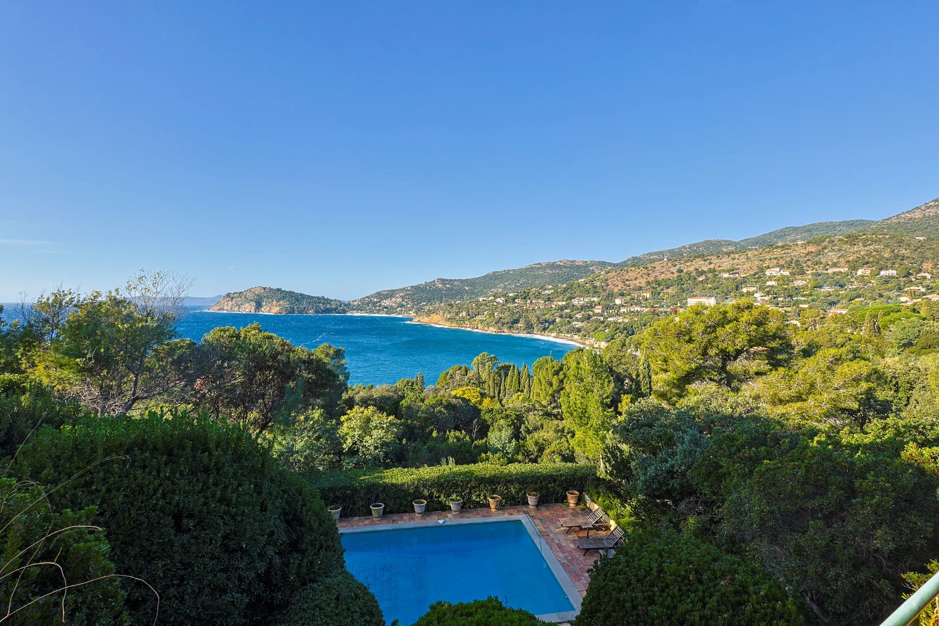 Rayol-Canadel-sur-Mer, Provence-Alpes-Côte d’Azur, 83820, FR, ,Residential,For Sale,1697095
