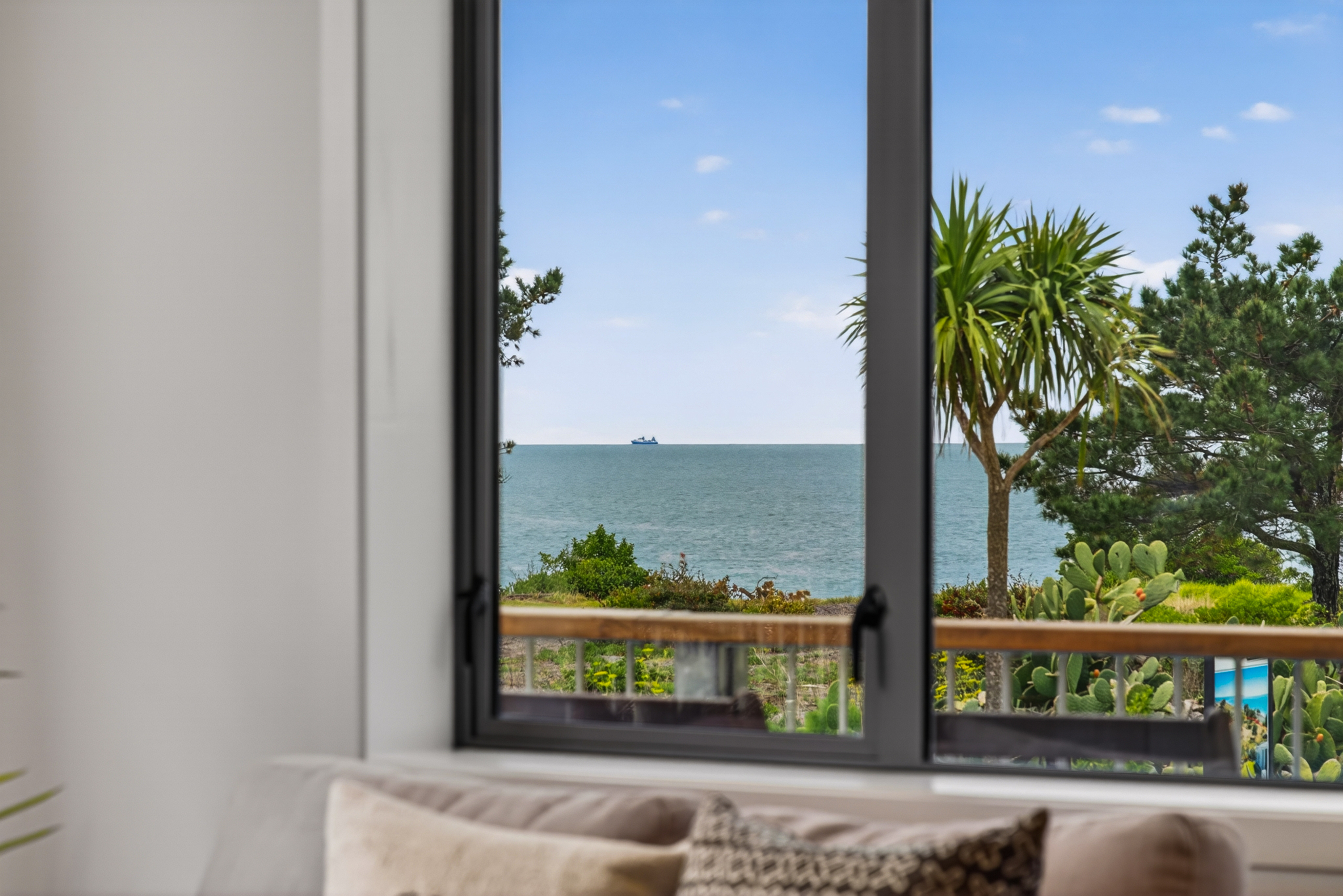  11 Mer Place, Bay View, Napier, Hawke