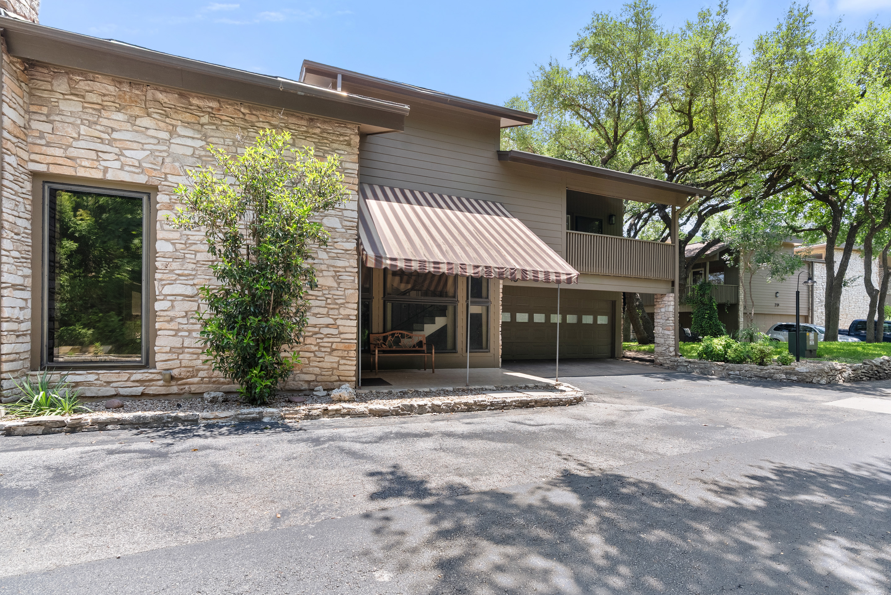  15 Stoney Creek Cove, Lakeway, TX 78734 - 物件實景