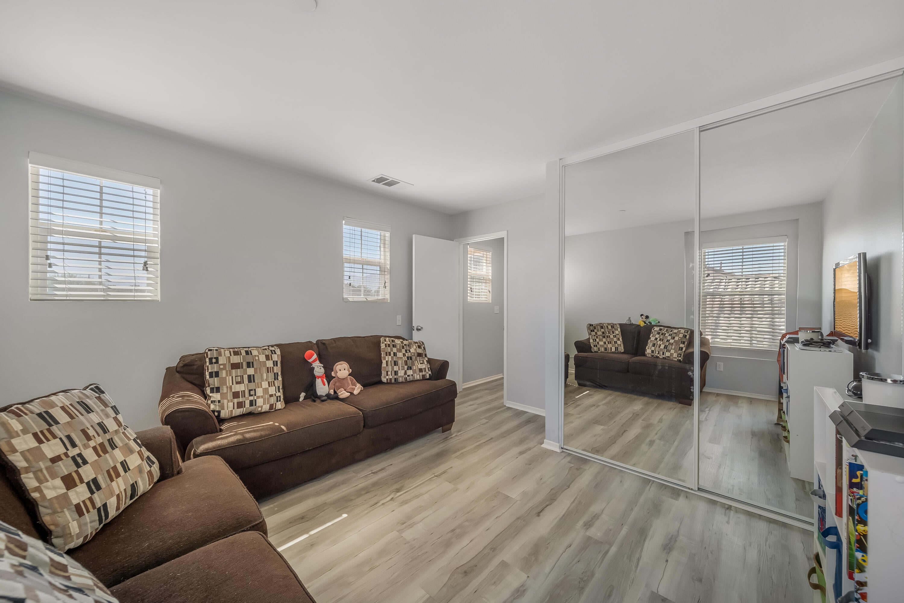 Coachella, California, 92236, United States, 5 Bedrooms Bedrooms, ,3 BathroomsBathrooms,Residential,For Sale,1986838