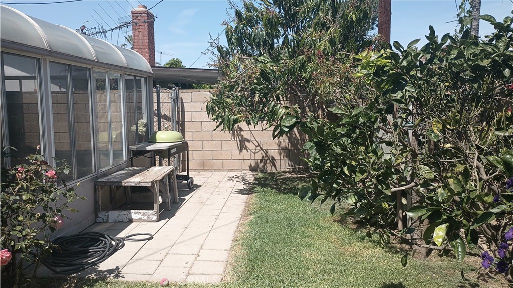 Santa Ana, California, 92704, United States, 5 Bedrooms Bedrooms, ,2 BathroomsBathrooms,Residential,For Sale,2038969