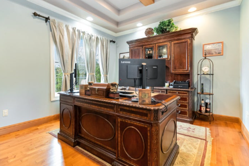 London, Kentucky, 40741, United States, 6 Bedrooms Bedrooms, ,4 BathroomsBathrooms,Residential,For Sale,2009053