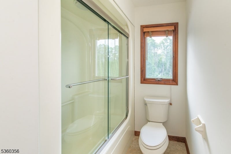 Montville Twp., New Jersey, 07082, United States, 4 Bedrooms Bedrooms, ,3 BathroomsBathrooms,Residential,For Sale,1834822