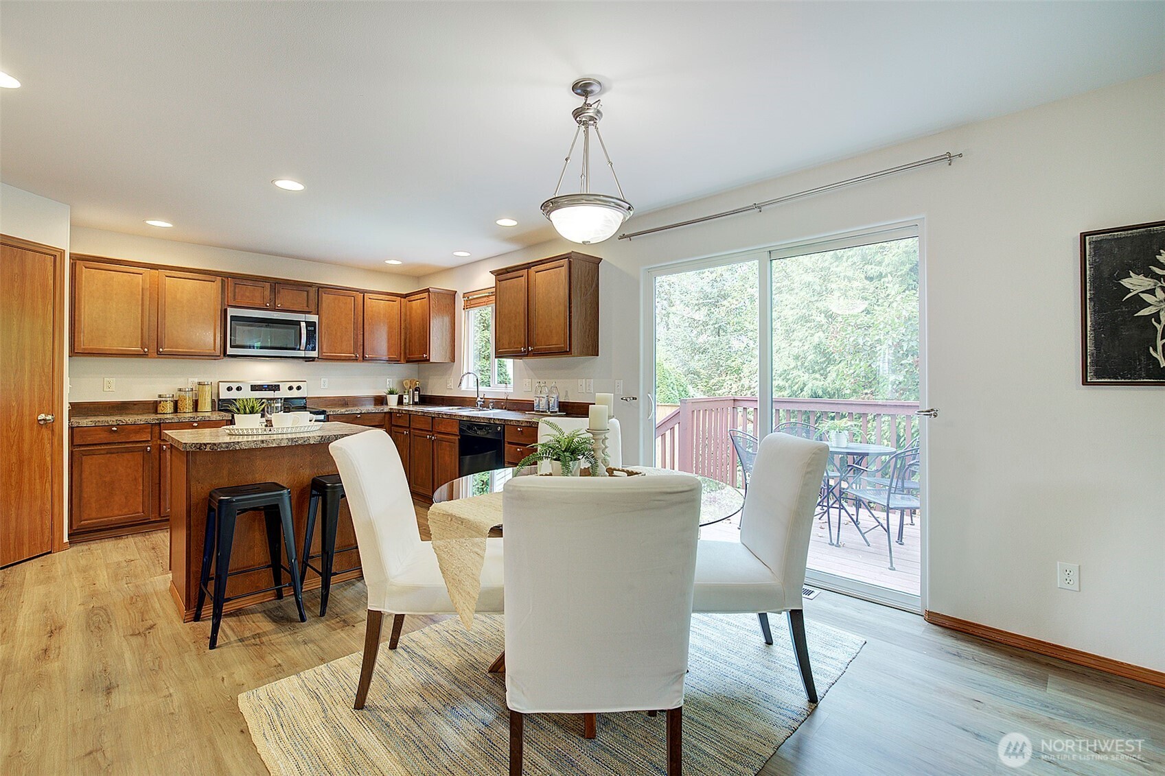Mill Creek, Washington, 99012, United States, 4 Bedrooms Bedrooms, ,3 BathroomsBathrooms,Residential,For Sale,1942132