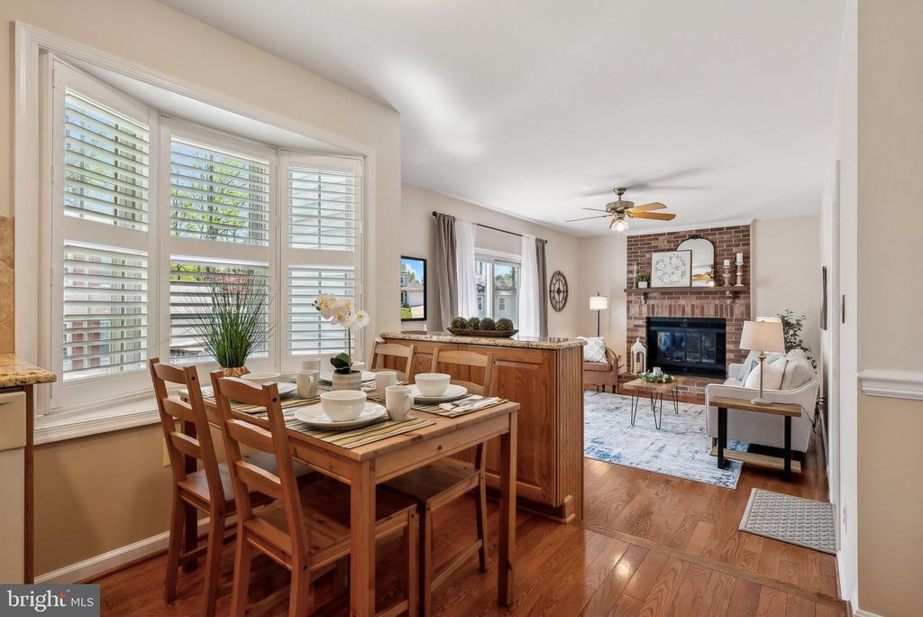 Springfield, Virginia, 22153, United States, 3 Bedrooms Bedrooms, ,3 BathroomsBathrooms,Residential,For Sale,1895799