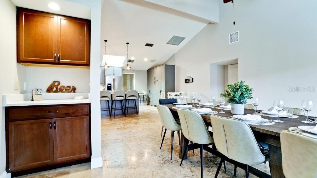 Bradenton, Florida, 34209, United States, 3 Bedrooms Bedrooms, ,4 BathroomsBathrooms,Residential,For Sale,1896605