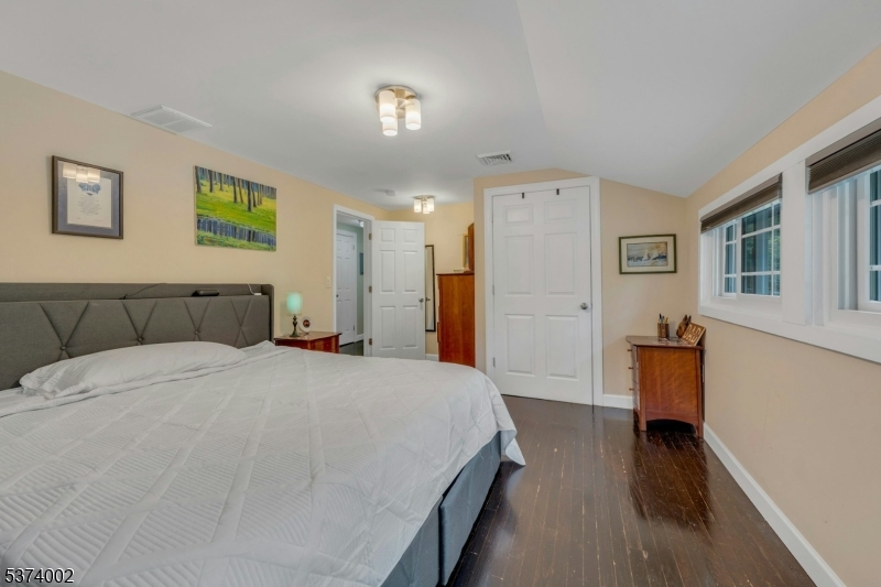 Ridgewood Village, New Jersey, 07450, United States, 4 Bedrooms Bedrooms, ,2 BathroomsBathrooms,Residential,For Sale,1901977