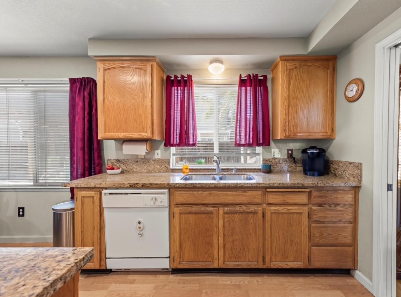 Tracy, California, 95377, United States, 4 Bedrooms Bedrooms, ,3 BathroomsBathrooms,Residential,For Sale,1837940