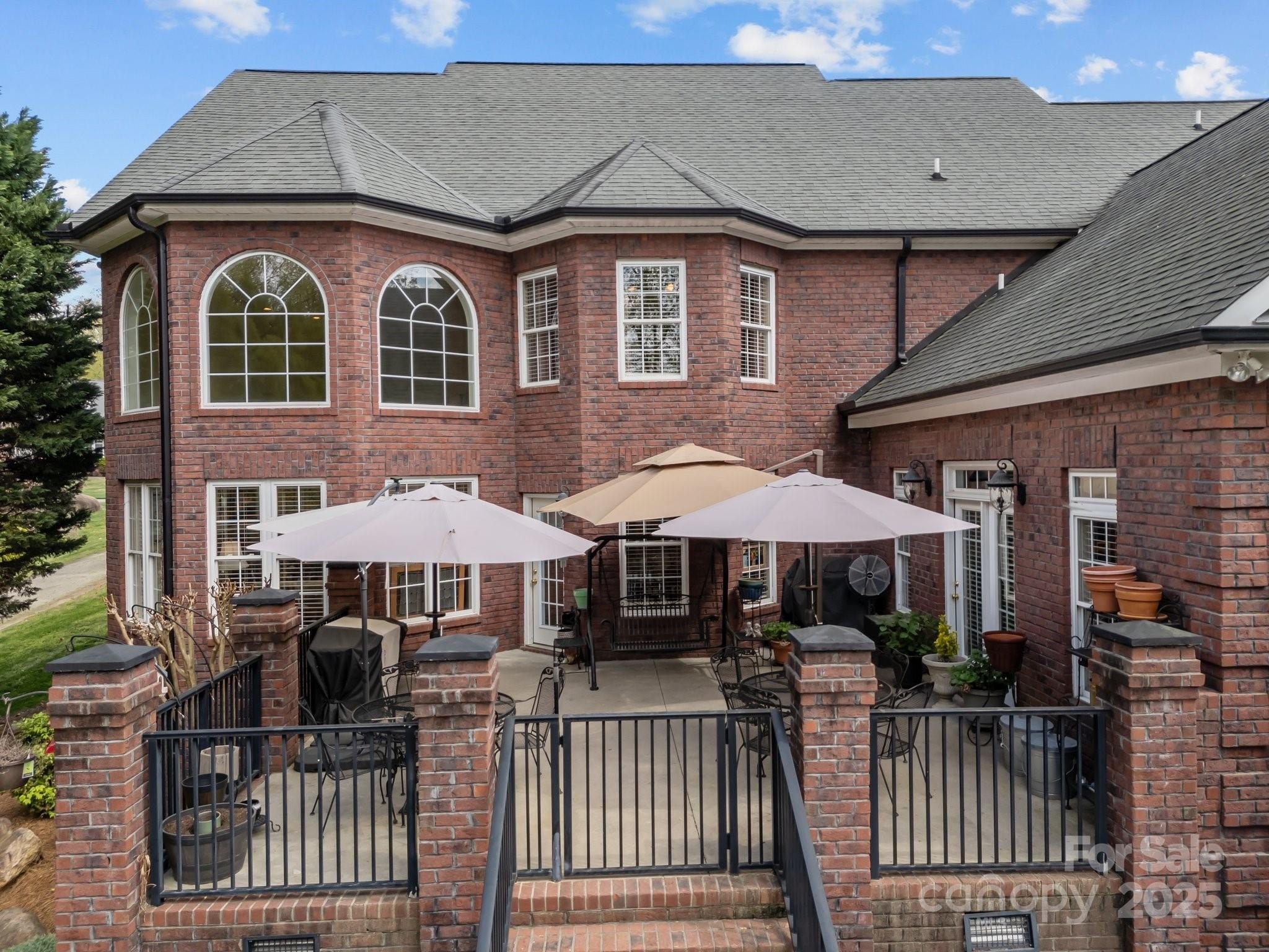 Salisbury, North Carolina, 28146, United States, 4 Bedrooms Bedrooms, ,4 BathroomsBathrooms,Residential,For Sale,1888803
