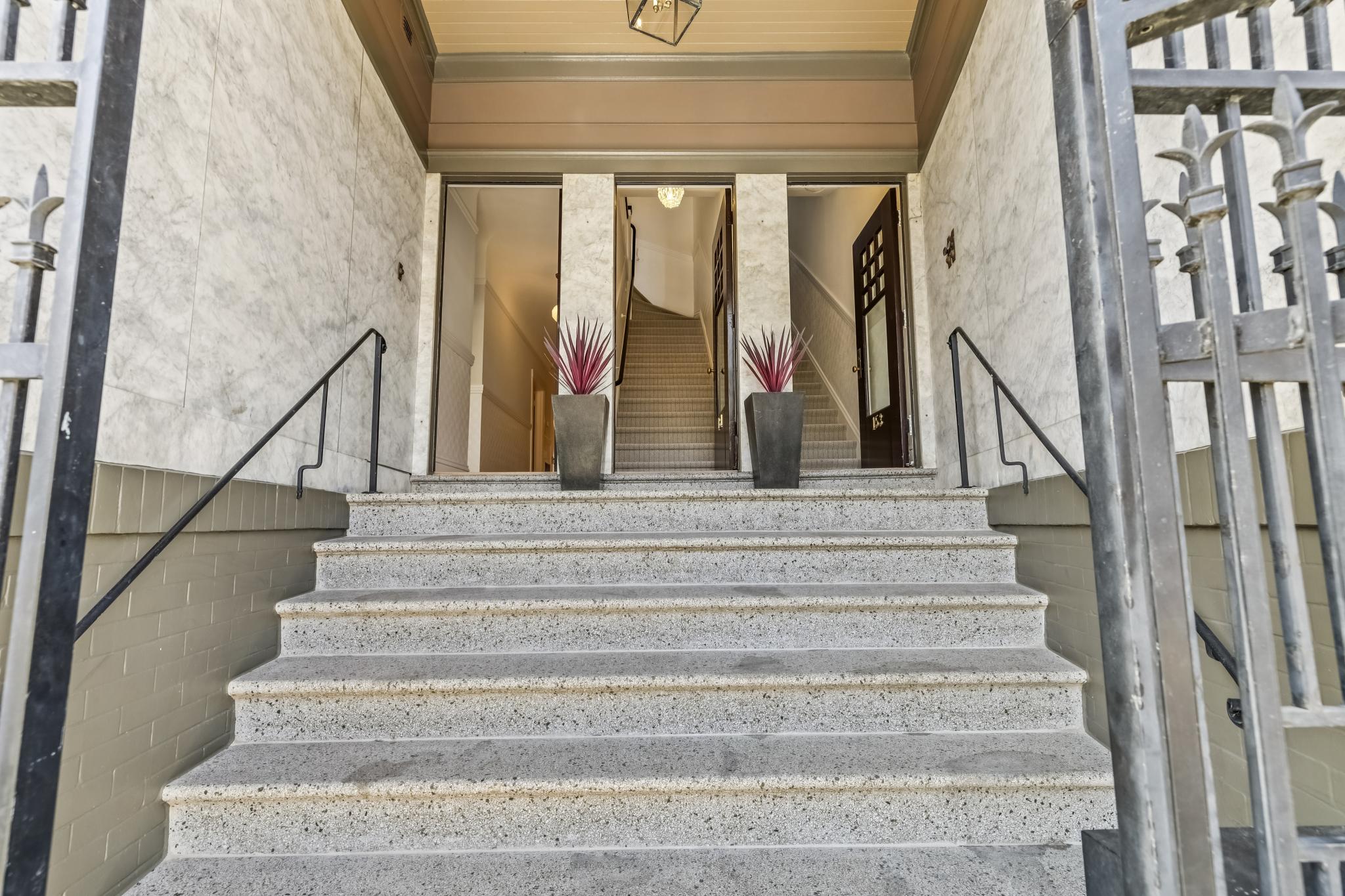  Grand  Edwardian Opportunity - 物件實景