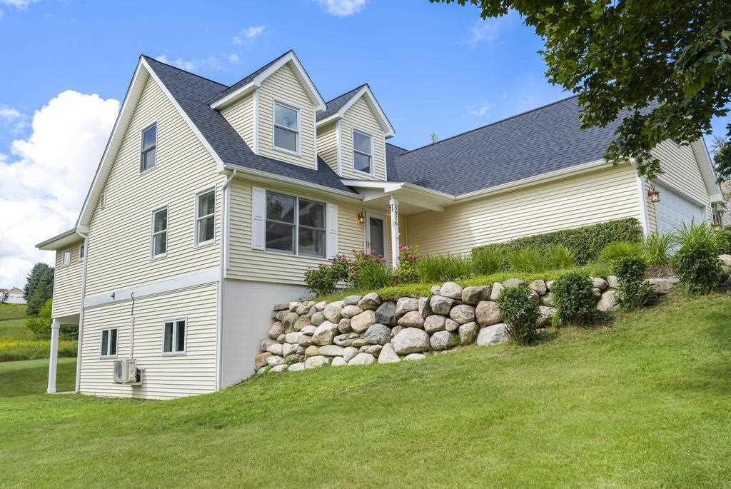 Petoskey, Michigan, 49770, United States, 4 Bedrooms Bedrooms, ,3 BathroomsBathrooms,Residential,For Sale,1932597