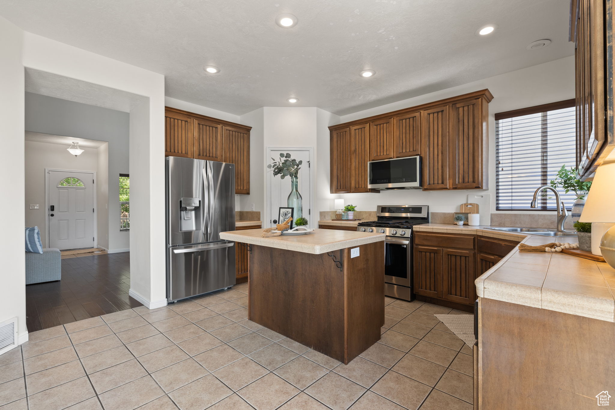 West Jordan, Utah, 84084, United States, 4 Bedrooms Bedrooms, ,3 BathroomsBathrooms,Residential,For Sale,1867498