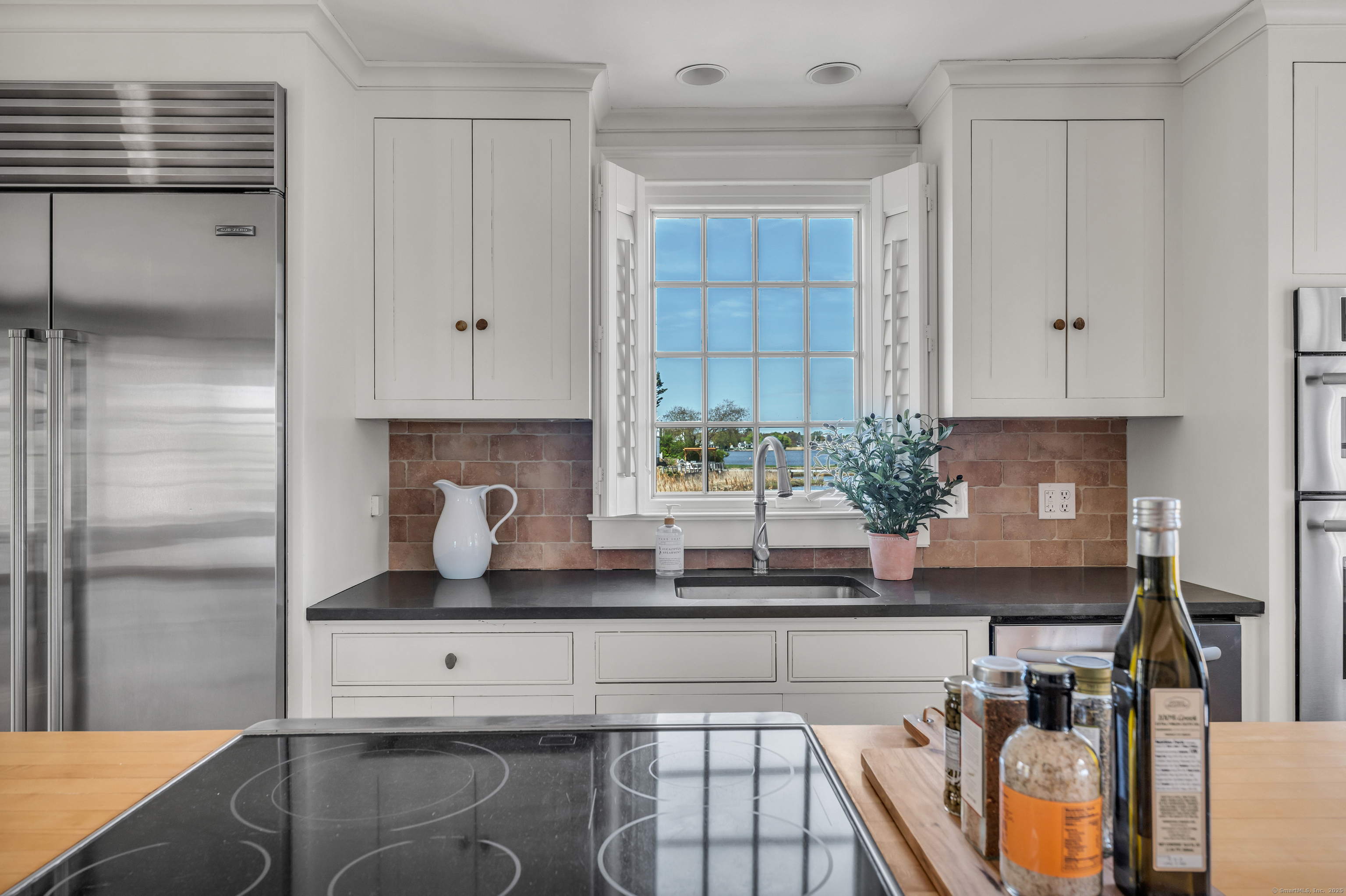 Old Saybrook, Connecticut, 06475, United States, 4 Bedrooms Bedrooms, ,5 BathroomsBathrooms,Residential,For Sale,1805936