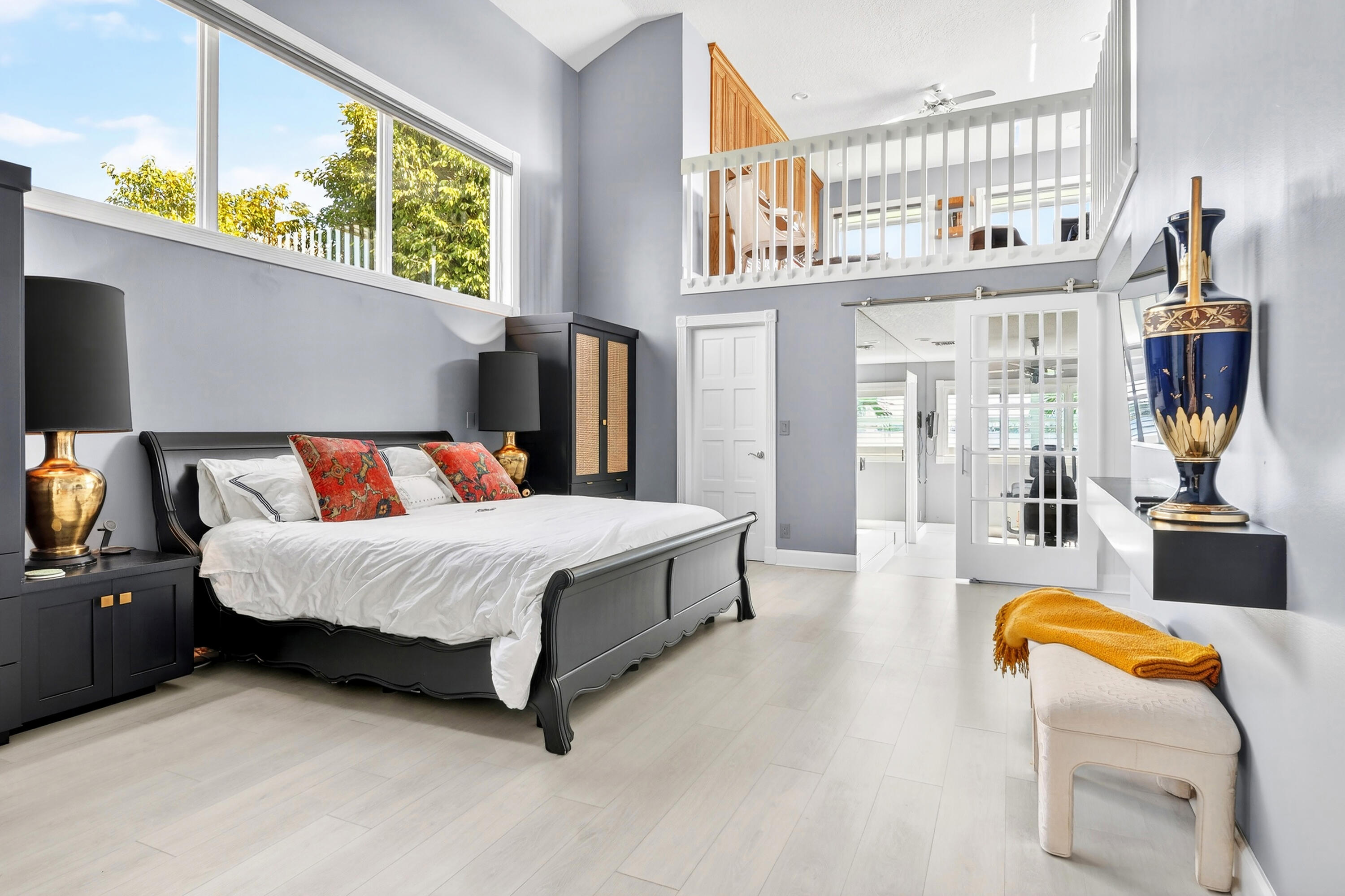 West Palm Beach, Florida, 33401, United States, 4 Bedrooms Bedrooms, ,5 BathroomsBathrooms,Residential,For Sale,2002916