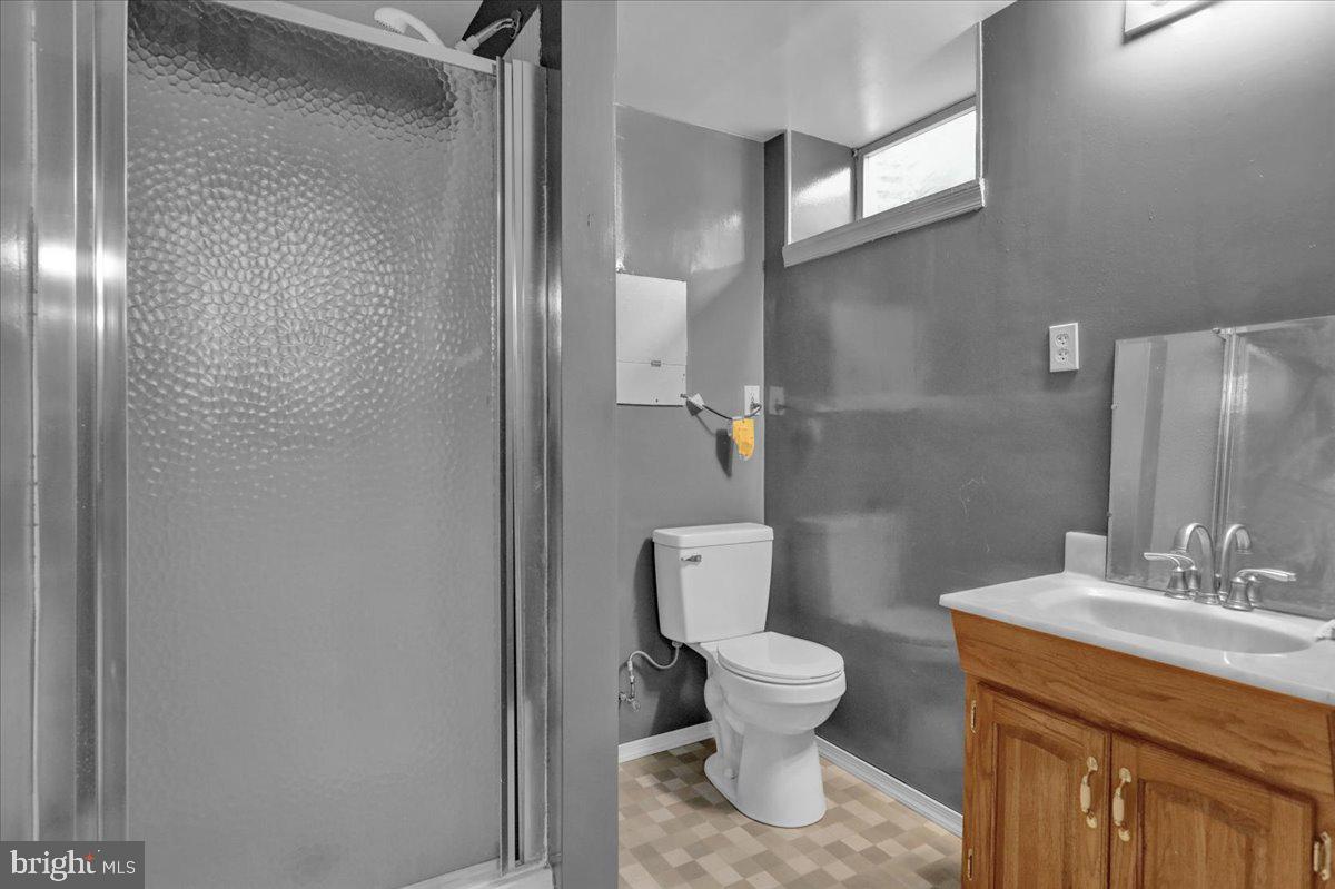 Lebanon, Pennsylvania, 17042, United States, 5 Bedrooms Bedrooms, ,4 BathroomsBathrooms,Residential,For Sale,1965418