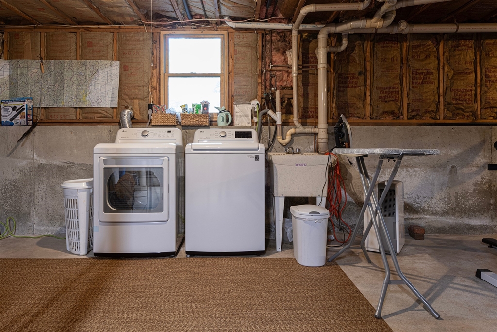 Pepperell, Massachusetts, 01463, United States, 3 Bedrooms Bedrooms, ,2 BathroomsBathrooms,Residential,For Sale,1987719