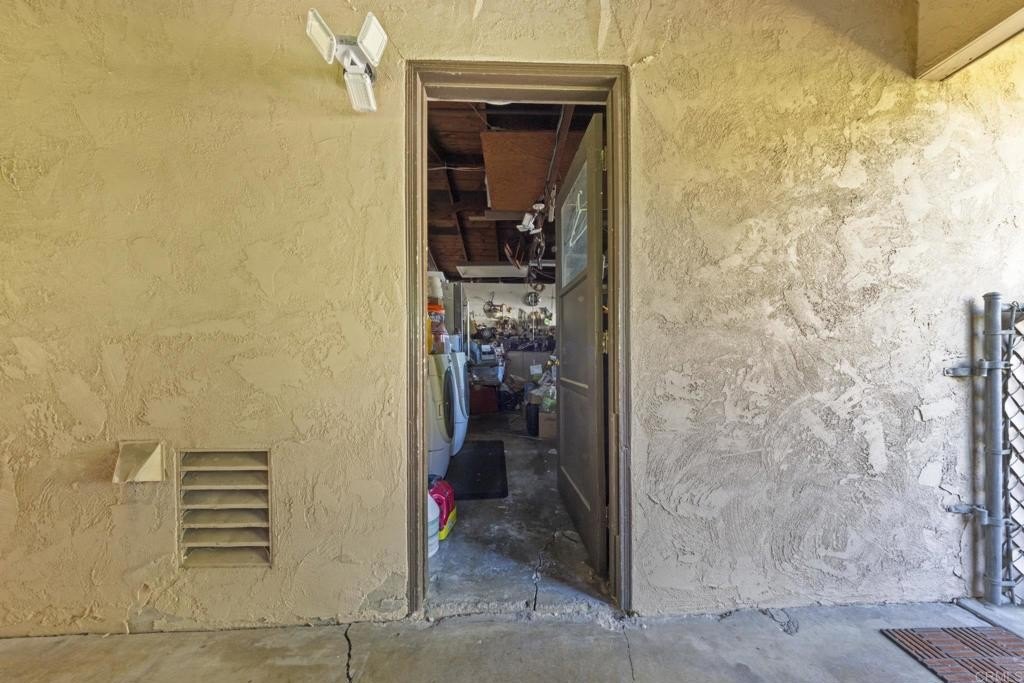 Santee, California, 92071, United States, 3 Bedrooms Bedrooms, ,3 BathroomsBathrooms,Residential,For Sale,1990944