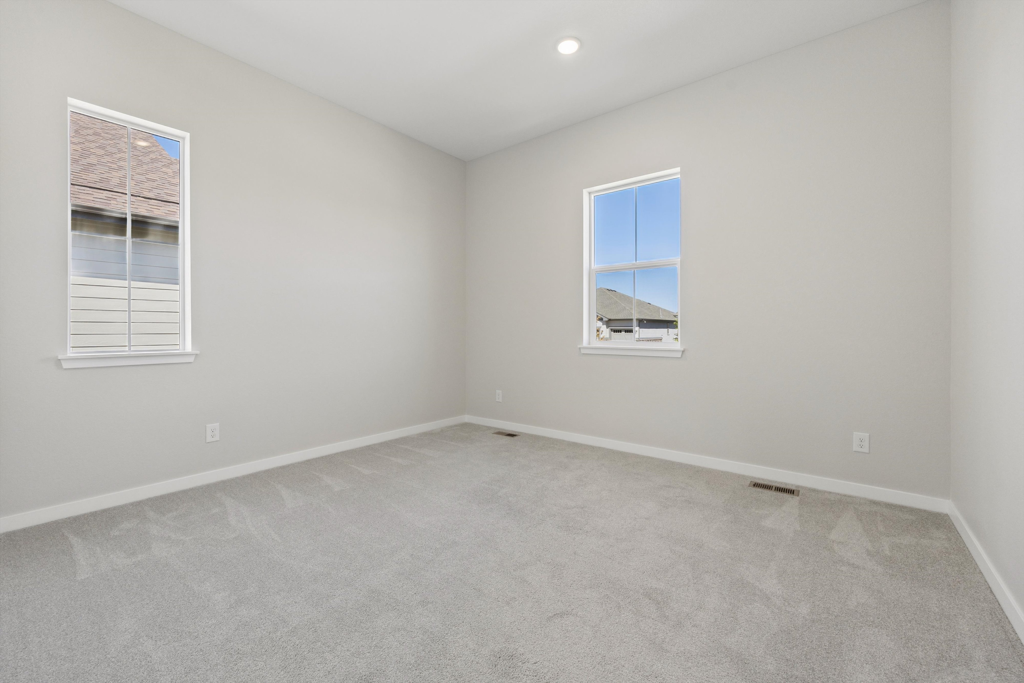  Exceptionally Spacious - 物件實景