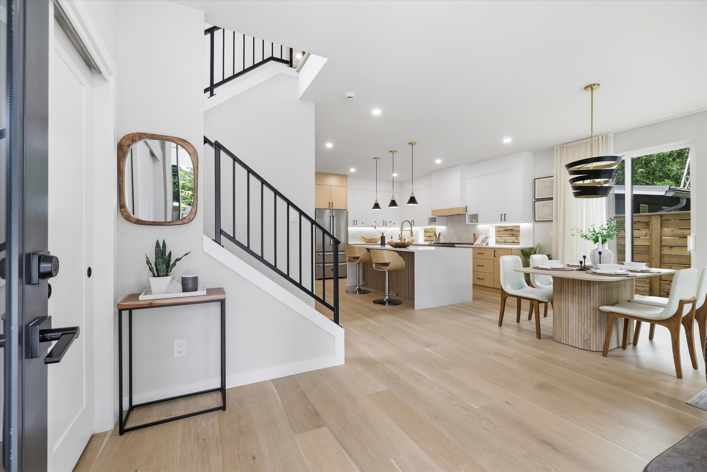  12426 NE 90th St, Kirkland, WA 98033 - 物件實景