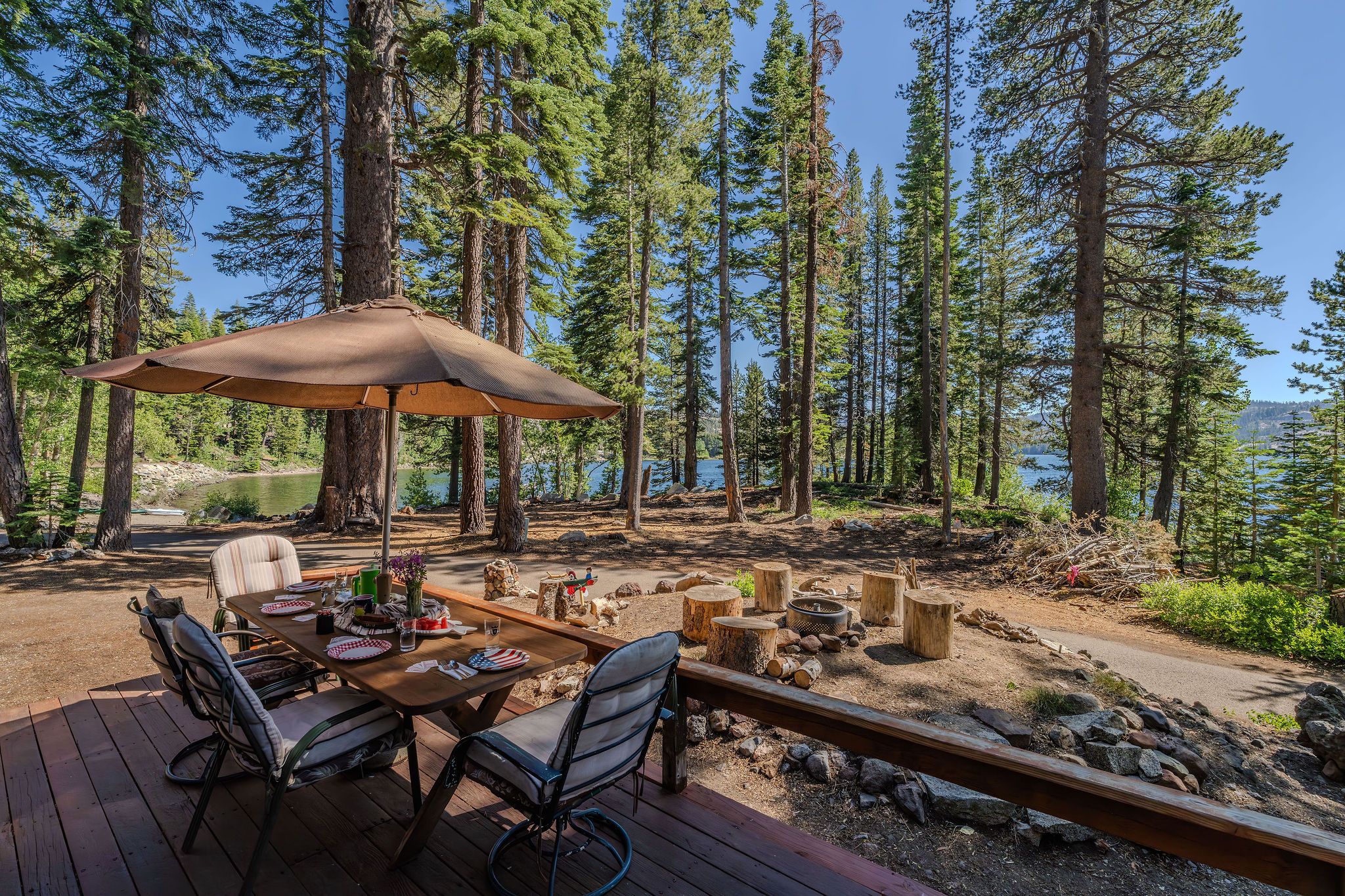  A Rare Opportunity to Own One of Silver Lake’s Best-Located Cabins - 物件實景