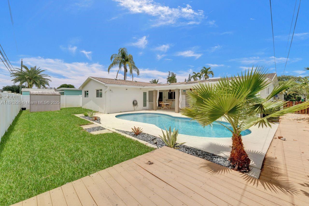 Cooper City, Florida, 33328, United States, 5 Bedrooms Bedrooms, ,3 BathroomsBathrooms,Residential,For Sale,1942124