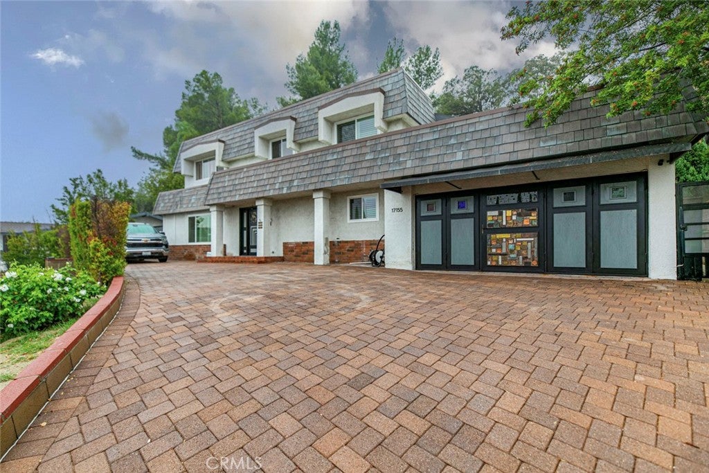 Granada Hills, California, 91344, United States, 4 Bedrooms Bedrooms, ,3 BathroomsBathrooms,Residential,For Sale,1993417