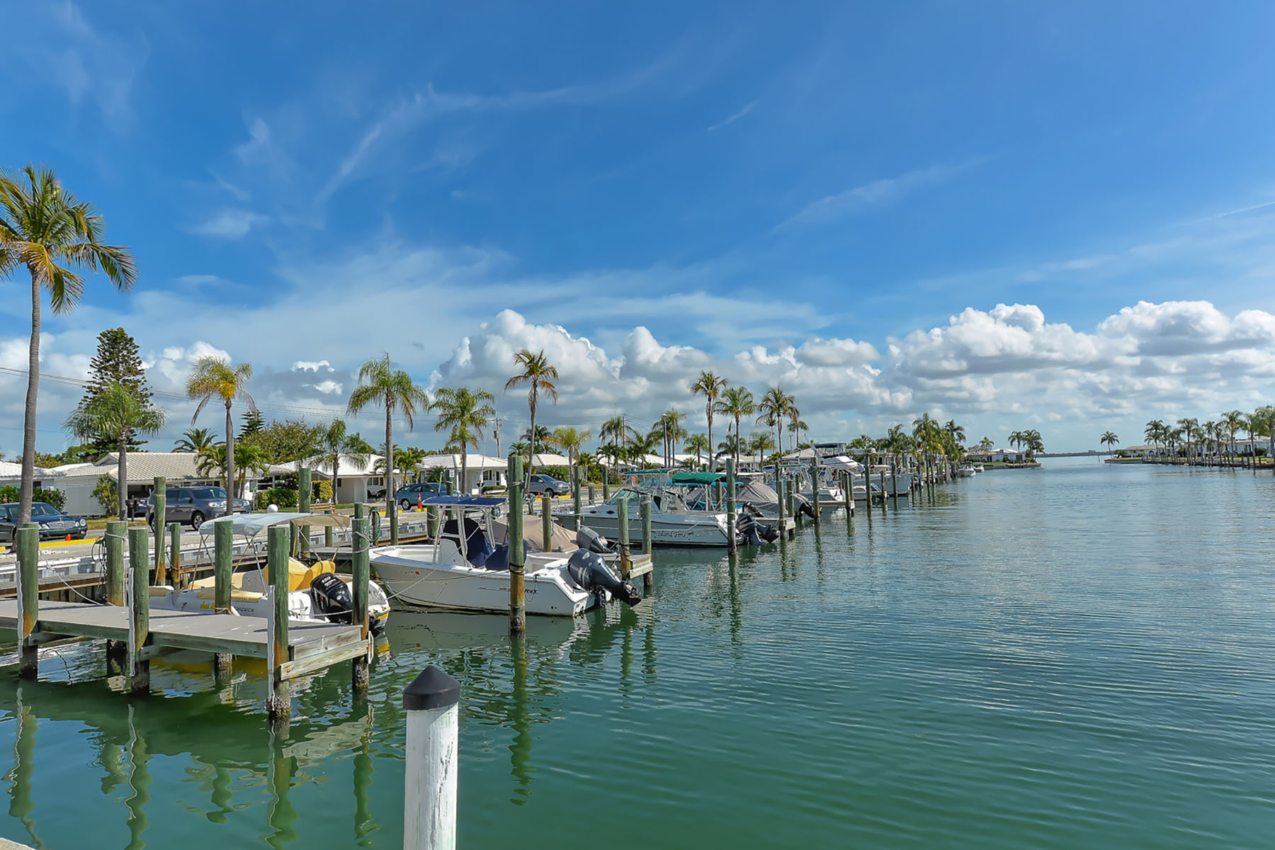  SPANISH MAIN YACHT CLUB CONDO - 物件實景