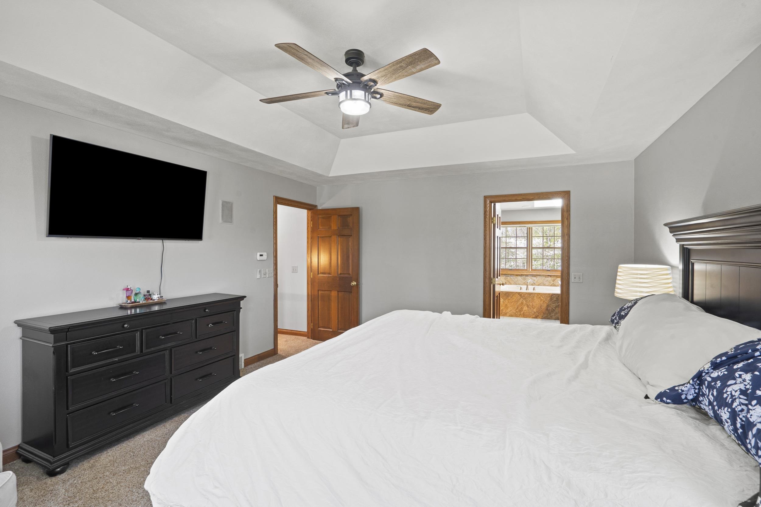 Appleton, Wisconsin, 54915, United States, 4 Bedrooms Bedrooms, ,4 BathroomsBathrooms,Residential,For Sale,1921997