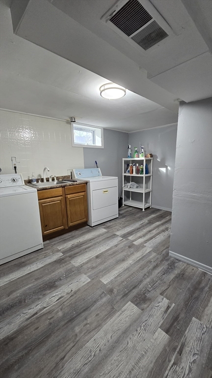 Methuen, Massachusetts, 01844, United States, 4 Bedrooms Bedrooms, ,2 BathroomsBathrooms,Residential,For Sale,2039540