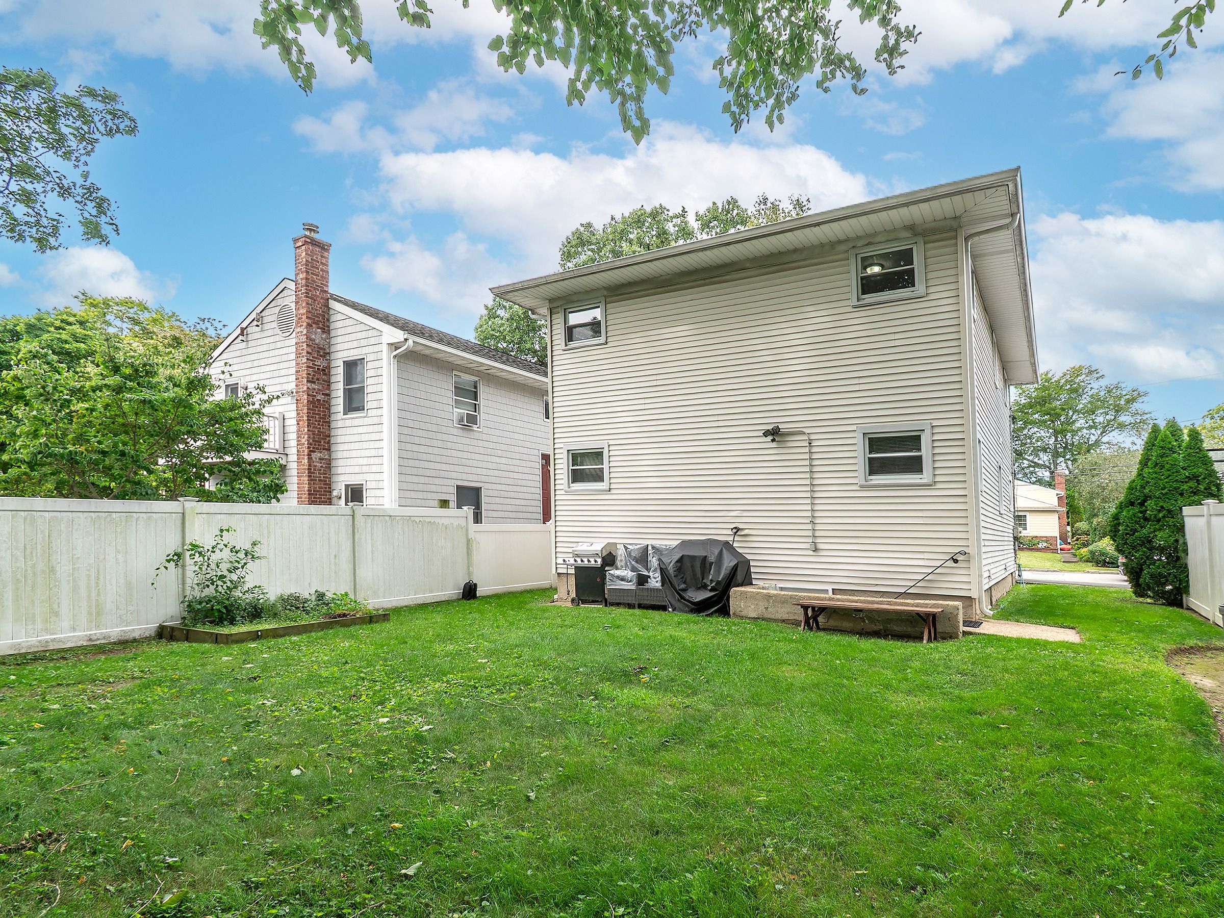  44 Corchaug Avenue, Port Washington, NY, 11050 - 物件實景
