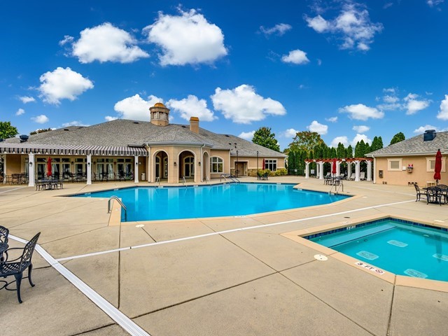 Fort Mill, South Carolina, 29708, United States, 3 Bedrooms Bedrooms, ,2 BathroomsBathrooms,Residential,For Sale,1851228
