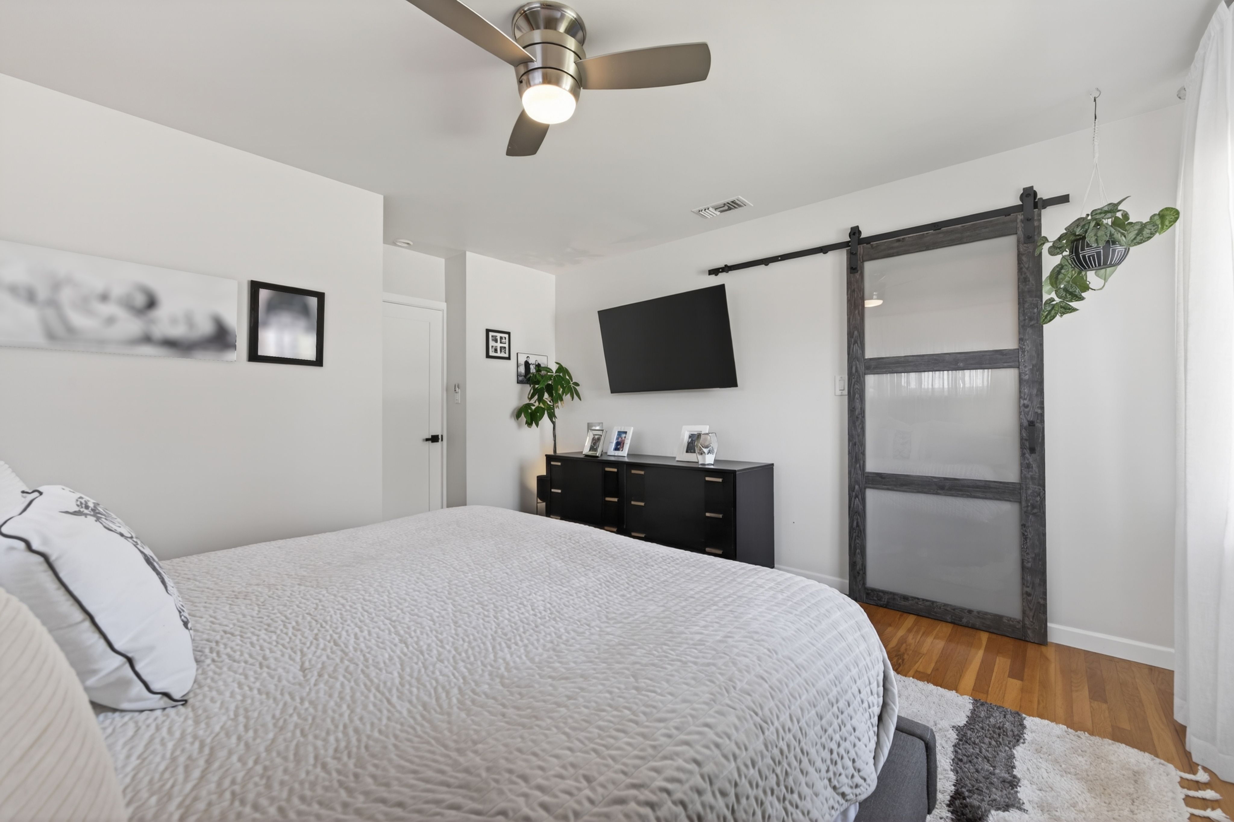  373 Dorothy Avenue, Ventura, CA 93003 - 物件實景