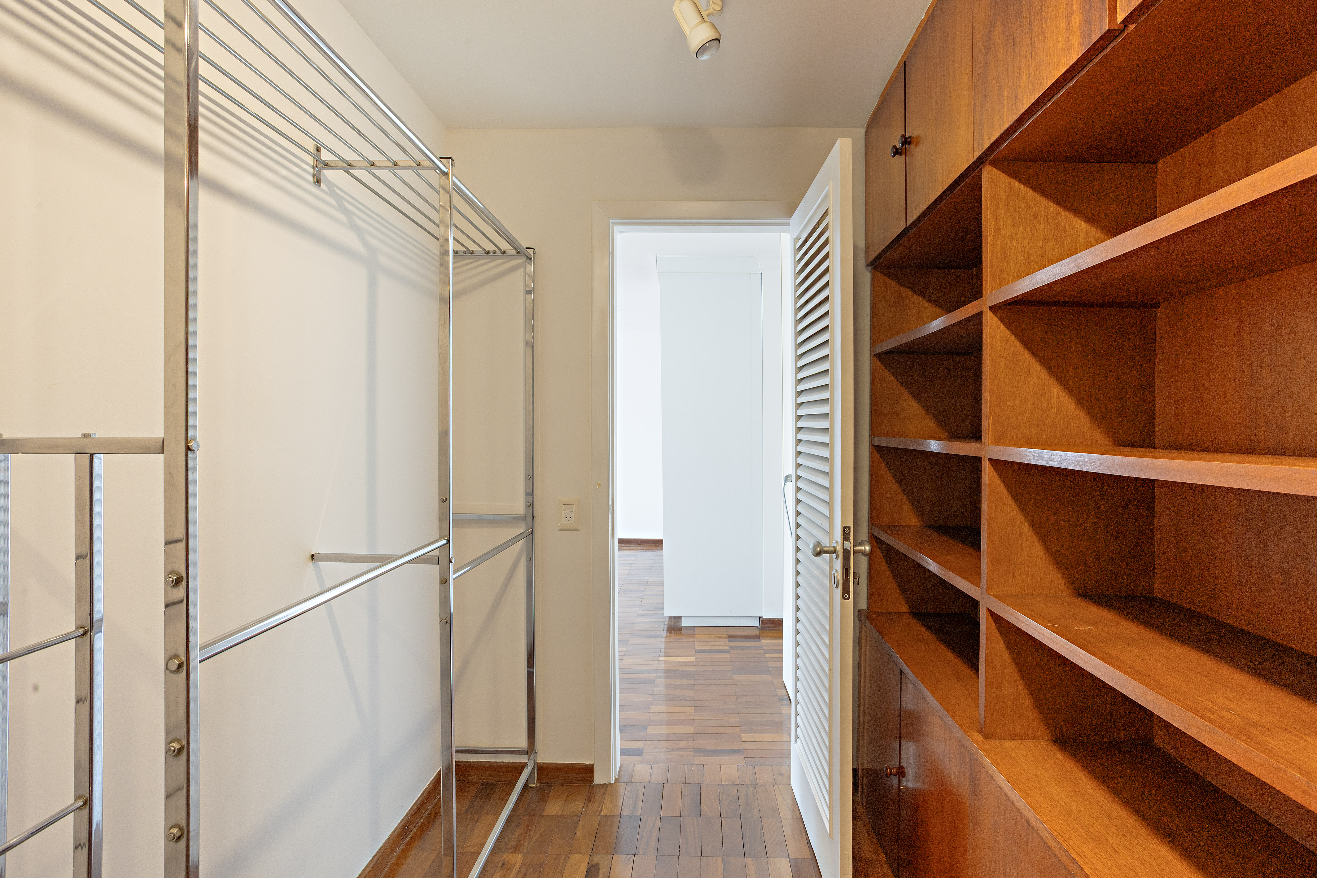  Apartment with views of Clube Paulistano in brutalist building - 物件實景