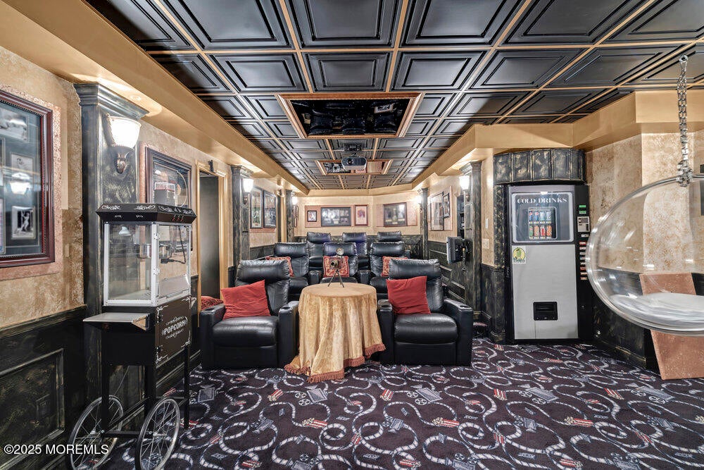 Manalapan, New Jersey, 07726, United States, 5 Bedrooms Bedrooms, ,5 BathroomsBathrooms,Residential,For Sale,1980978