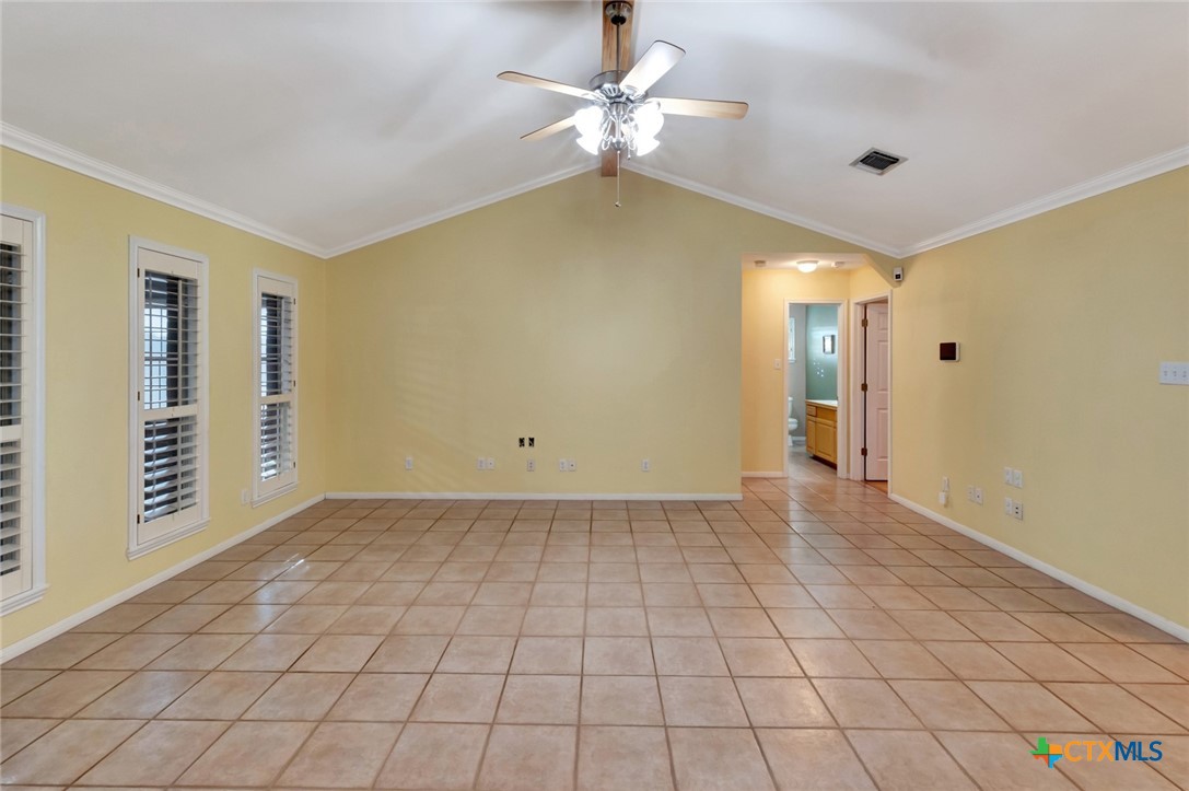 Victoria, Texas, 77904, United States, 3 Bedrooms Bedrooms, ,3 BathroomsBathrooms,Residential,For Sale,1989314