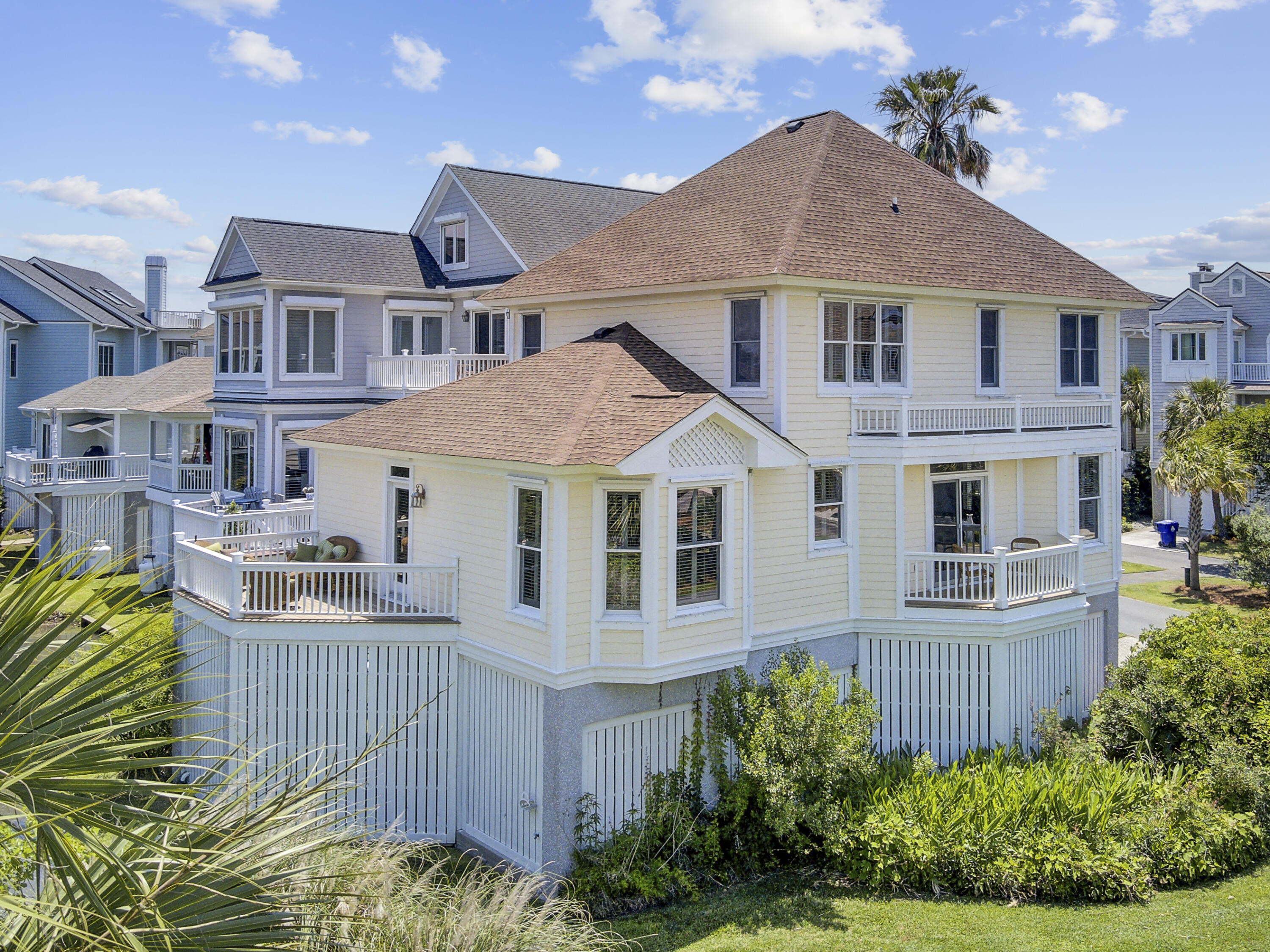 Mount Pleasant, South Carolina, 29464, United States, 4 Bedrooms Bedrooms, ,4 BathroomsBathrooms,Residential,For Sale,1826334