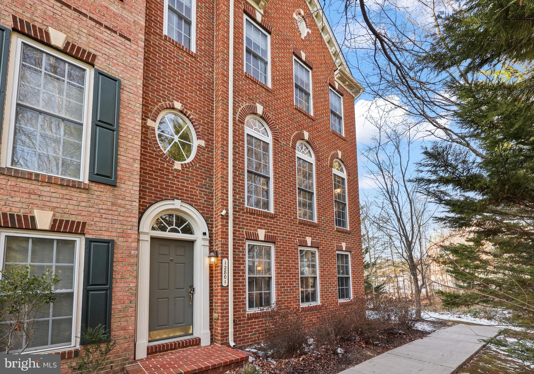 Woodbridge, Virginia, 22192, United States, 4 Bedrooms Bedrooms, ,4 BathroomsBathrooms,Residential,For Sale,2006181